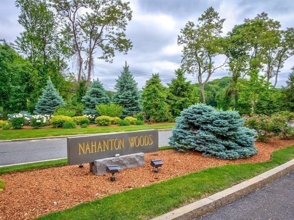 210 Nahanton St 520, Newton MA 02459
