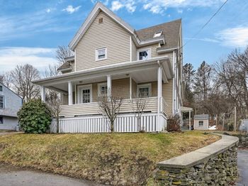 17 Mason St