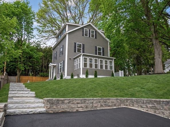 10 Johnson Street, Newburyport MA 01950