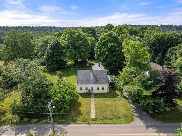 234-236-0 Pleasant Street, Millis MA 02054