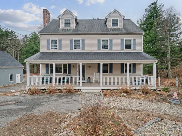 15 Rockland St, Hanover MA 02339