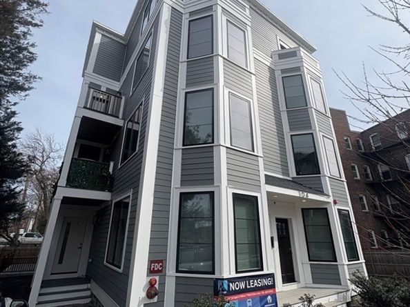 104-106 Warren, Boston MA 02134