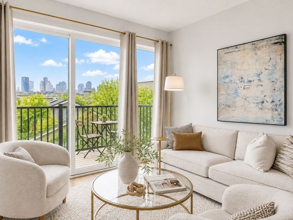 205 Maverick St U308, Boston MA 02128
