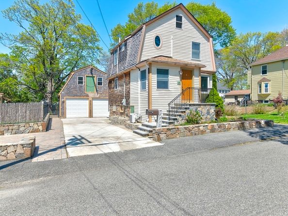 16 Cotton Ave, Braintree MA 02184