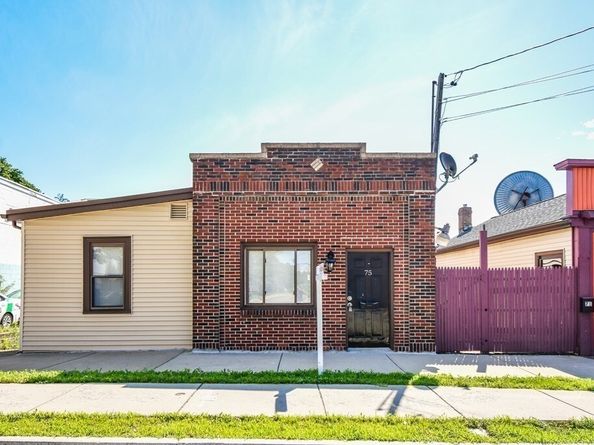 75 Elm, Watertown MA 02472