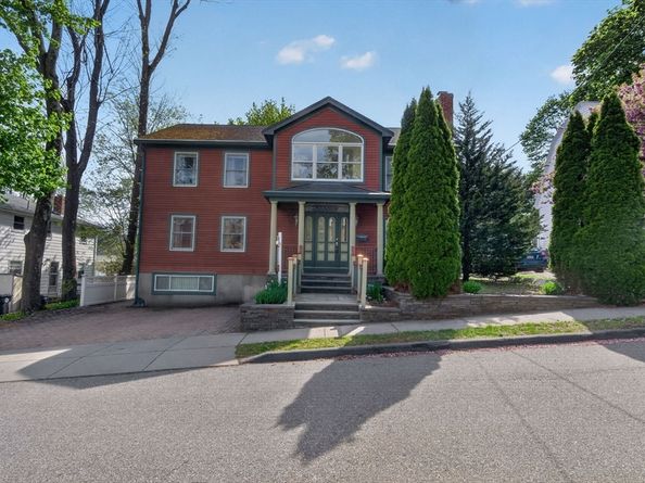 8 Hawthorne St, Watertown MA 02472