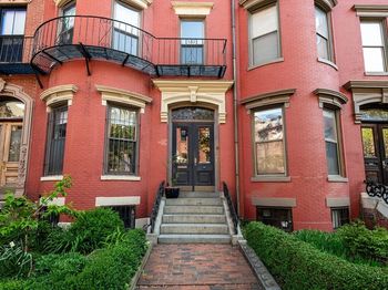 155 West Concord