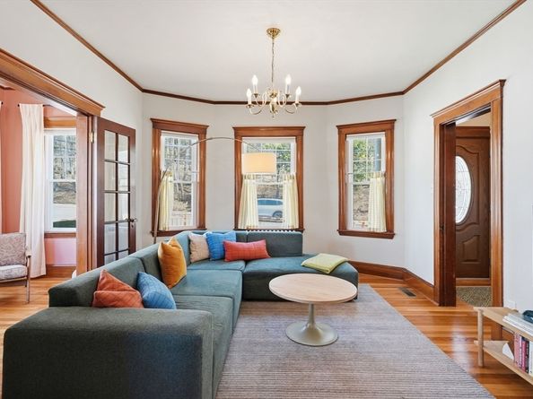 42 Lagrange St U1, Boston MA 02132