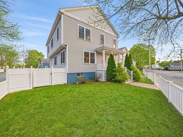 305 Lynn St, Malden MA 02148