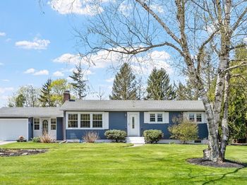 8 Burtenmare Circle