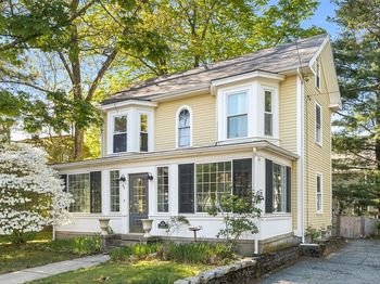 53 Lake Street