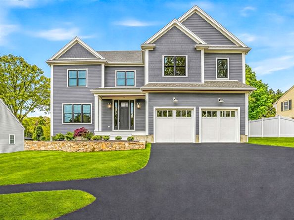 18 Avon Circle, Needham MA 02494