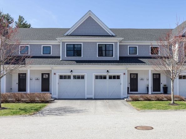 26 Southfield Ln 26, Sherborn MA 01770