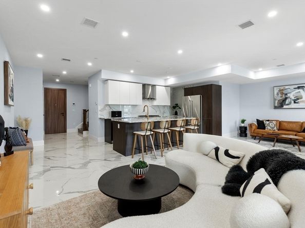 32 Pearl Street 5, Boston MA 02125