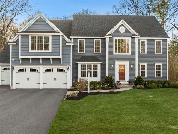 8 Leeds Way, Southborough MA 01772