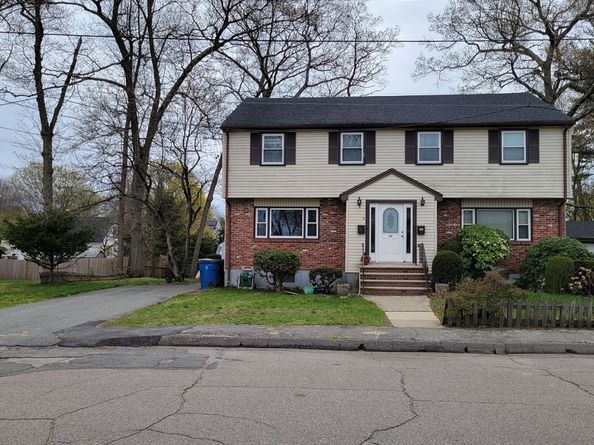 33 Clark A, Randolph MA 02368