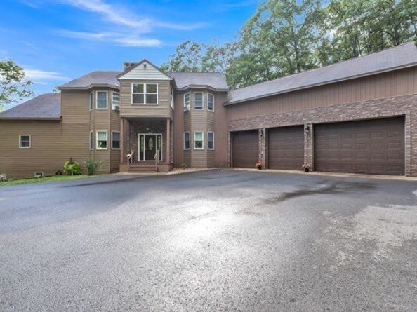 198 S. Royalston Rd., Athol MA 01331