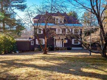 184 A Hart St