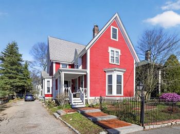 171A Lowell Ave