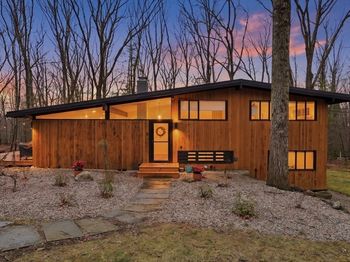5 Gould Rd