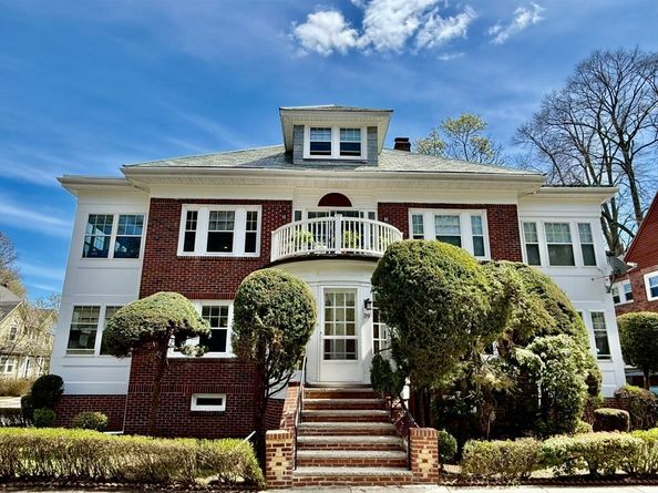 39 Greycliff Road, Boston MA 02135