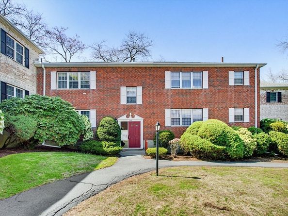 128 Lake Shore Rd. 1, Boston MA 02135