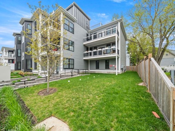 43 Withington St 3, Boston MA 02124
