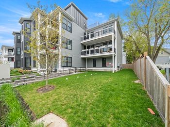 43 Withington St