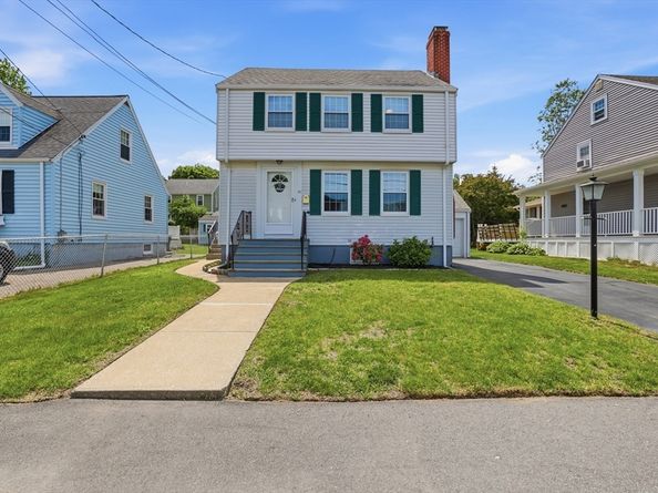 31 Beech Street, Dedham MA 02026