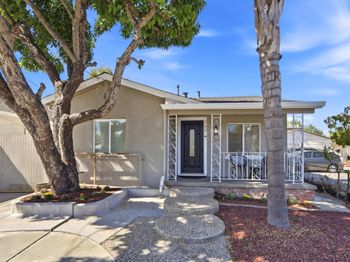 169 S King Road