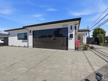 3015 Machado Avenue