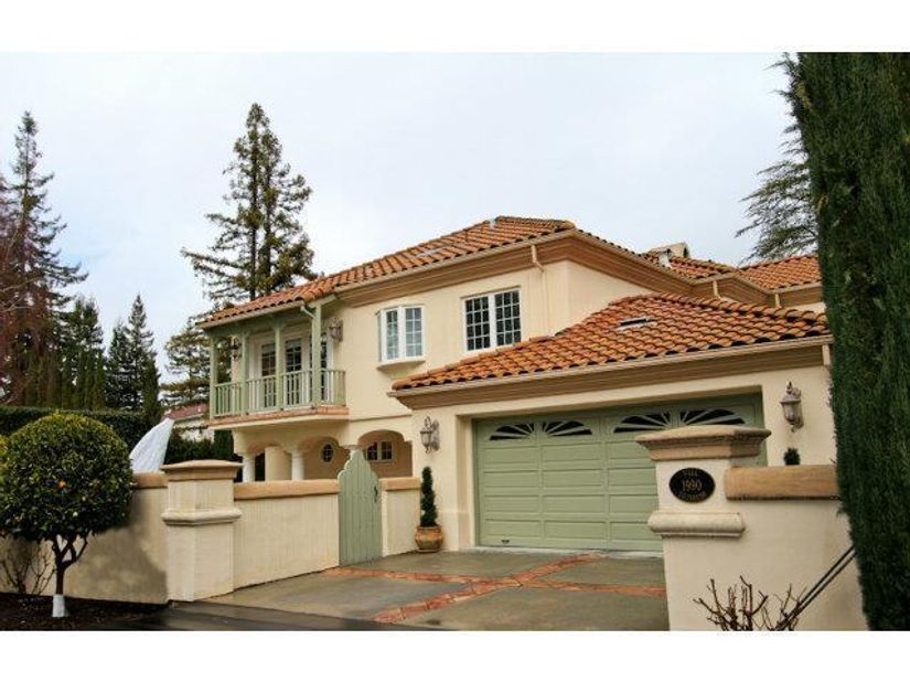 1990 Valparaiso Avenue, Menlo Park CA 94025
