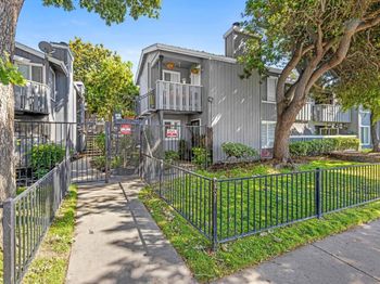 106 Rancho Drive