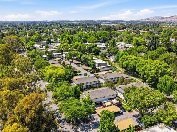 194 Oakbrook Circle, San Jose CA 95139