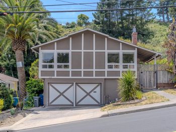 1539 Terra Nova Boulevard