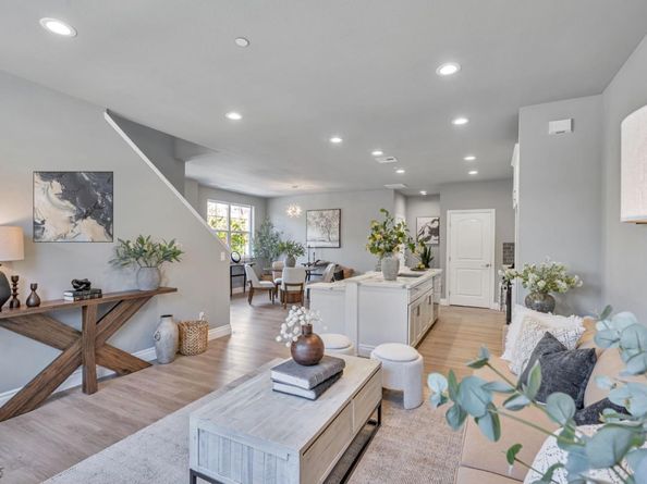 806 Maybeck Place, Hayward CA 94544