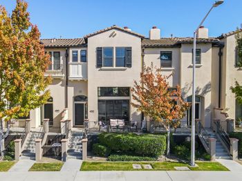 1469 Isabella Street