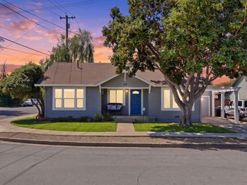 207 E Rincon Avenue