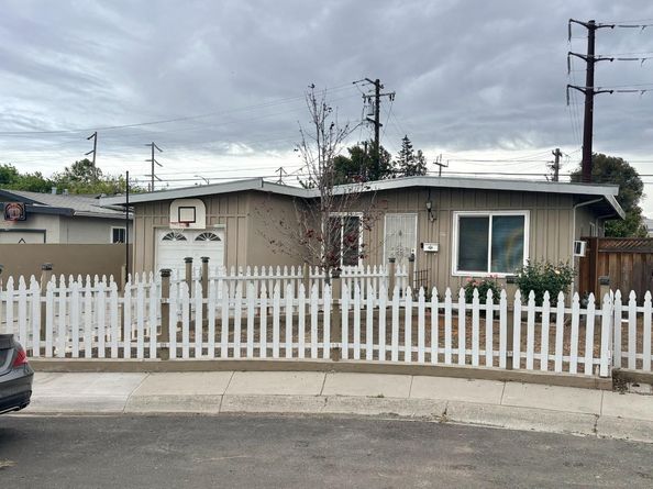 1711 Castlebrook Court, San Jose CA 95133