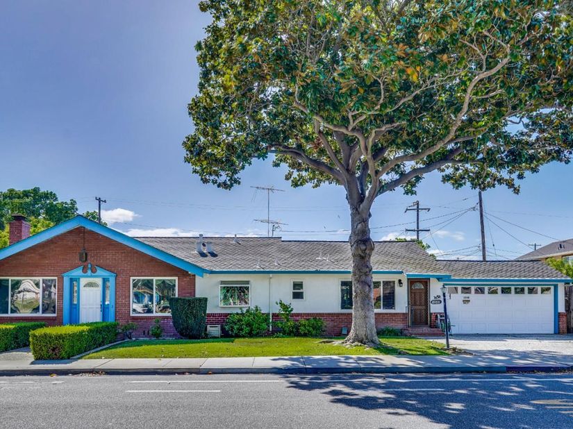 1040 Los Padres Boulevard, Santa Clara CA 95050