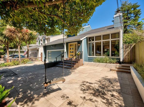 215 Nataqua Avenue, Pacifica CA 94044