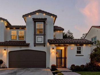 225 Calle Del Rey