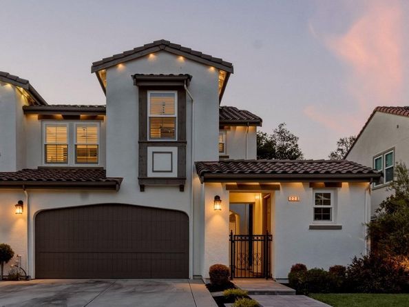 225 Calle Del Rey, Morgan Hill CA 95037