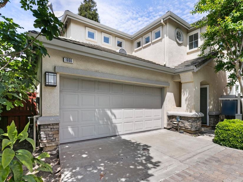 1986 Wayne Circle, San Jose CA 95131