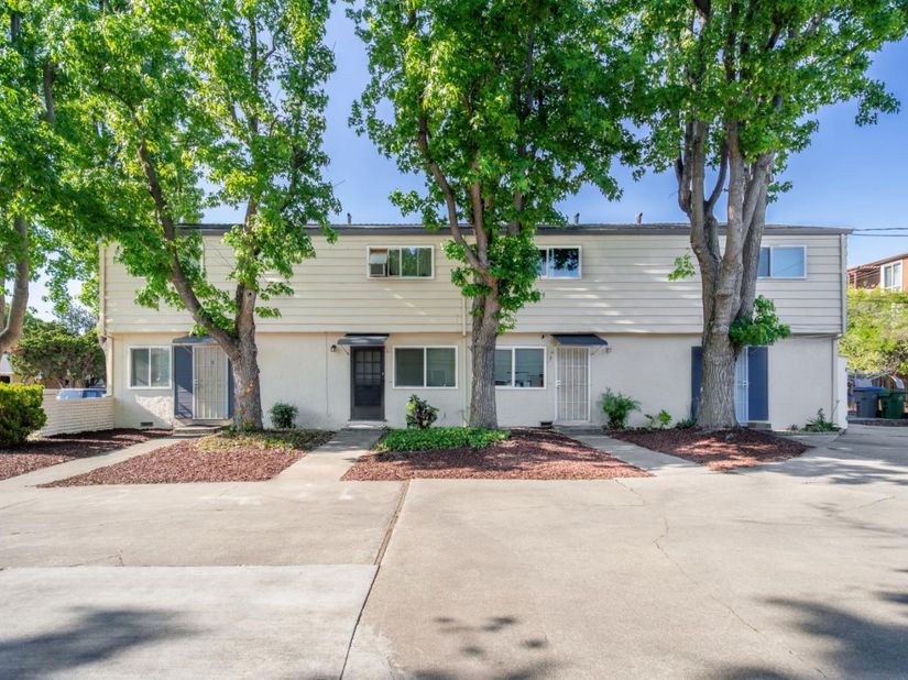 828 Opal Drive, San Jose CA 95117
