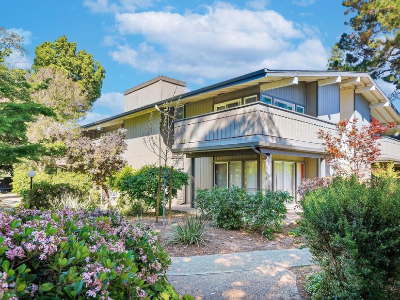 150 Saratoga 308, Santa Clara CA 95051