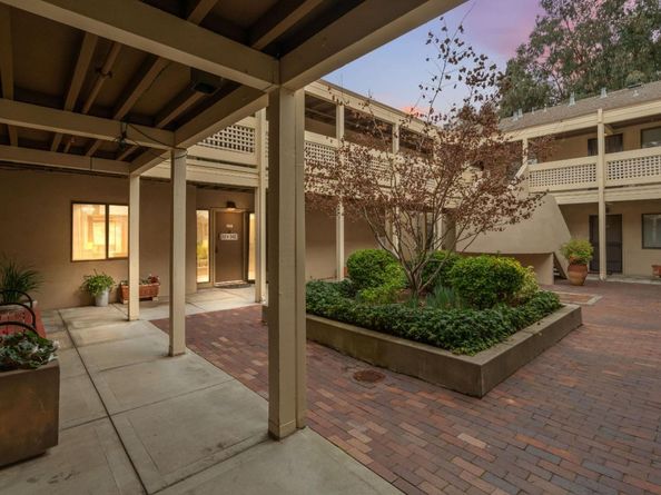 453 Alberto Way D155, Los Gatos CA 95032