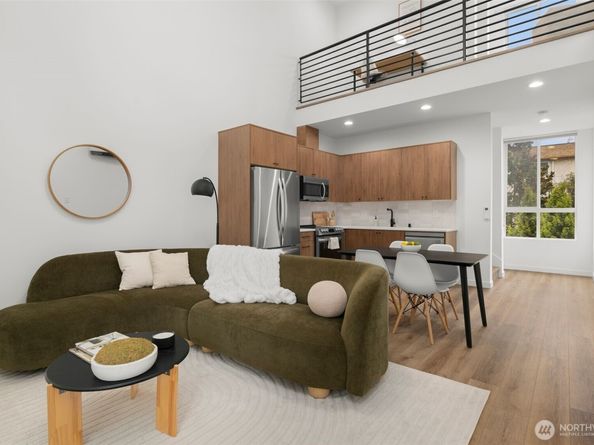 1508 18th Avenue E, Seattle WA 98122