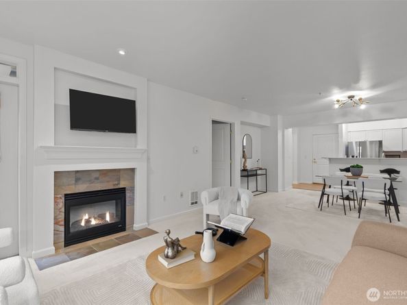 1525 NW 57th Street 303, Seattle WA 98107