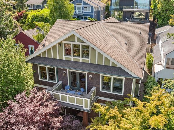 1423 37th Avenue, Seattle WA 98122